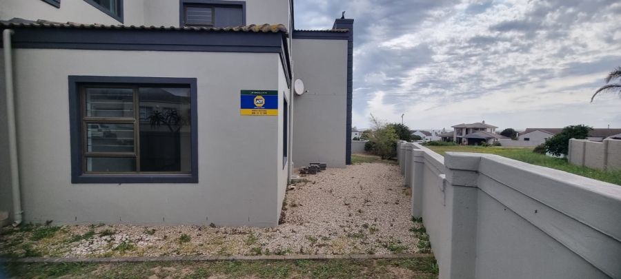 4 Bedroom Property for Sale in Country Club Western Cape